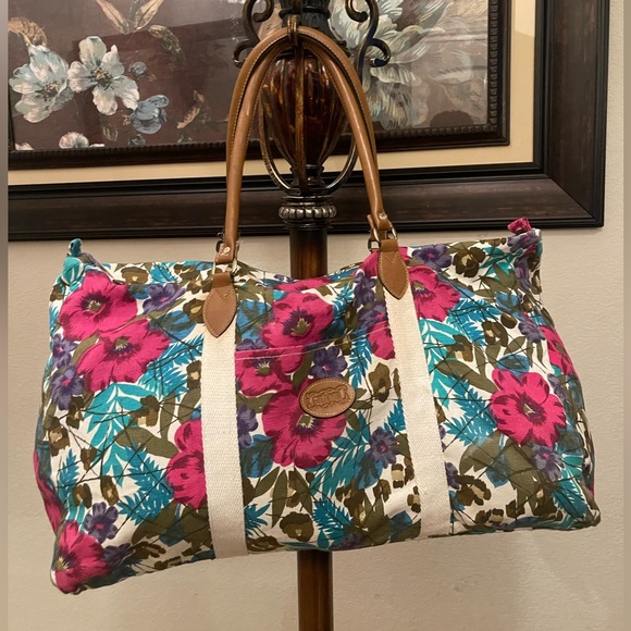 Gitano please check all picture of condition - Picture 1 of 16